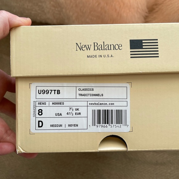 New Balance mens/womens Green and Brown Sneakers. New-ish. Worn just once. - Picture 3 of 12